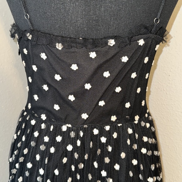 Zara bloggers favorite tulle floral dress - Picture 12 of 12